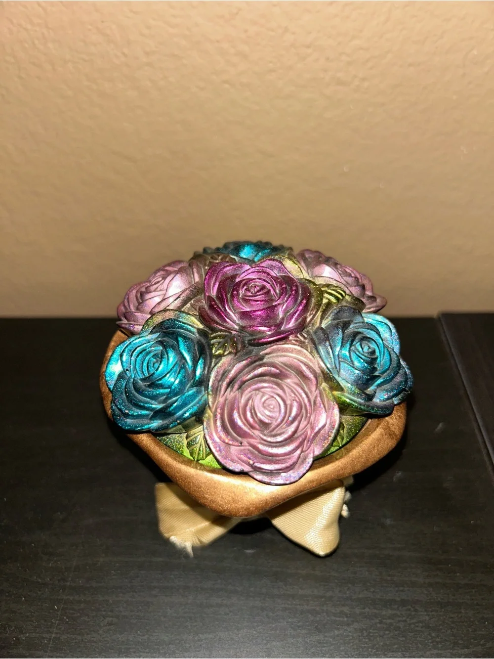 Acrylic Rose Bouquet Floral Trinket Box